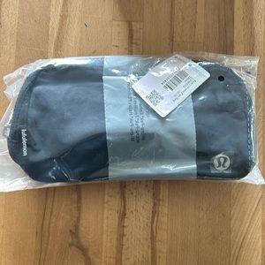 NWT Lululemon OS Everywhere Belt Bag